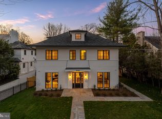 2733 Chesapeake St NW, Washington, DC 20008