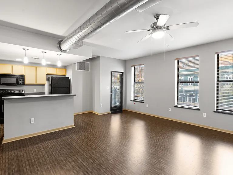 Market Place Lofts — Photo 24