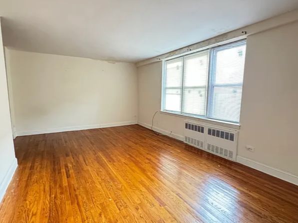 667 E 34th St FLOOR 3