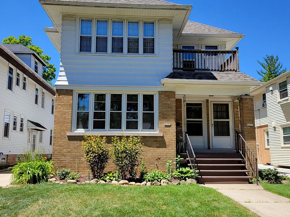 1st image of 4207 N Farwell Ave
