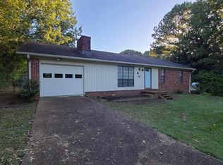 500 Hopper Barker Rd, Jackson, TN 38305