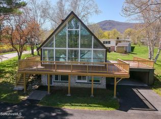 13 Grant St, Adams, MA 01220