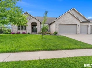 1613 Cressa Ct, Springfield, IL 62704