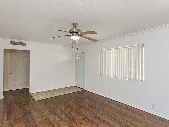 5th image of 5408 E Dakota Ave