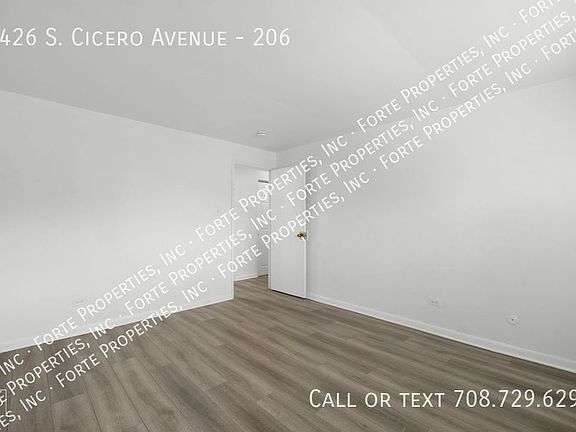 5th image of 1426 S Cicero Ave #206