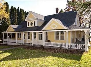 12625 Newell Ave, Lindstrom, MN 55045