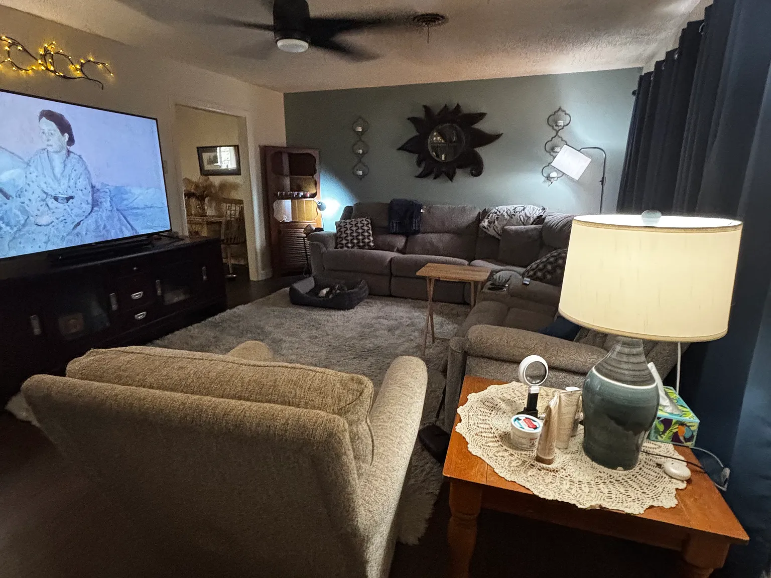 3 bed, 1105 sqft, $1,600 — Photo 2