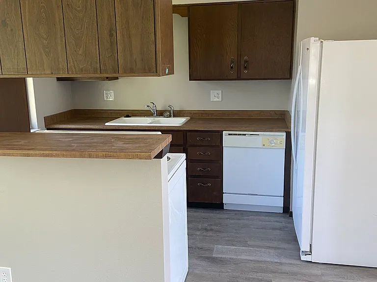 1311 Edwina Pl — Photo 9