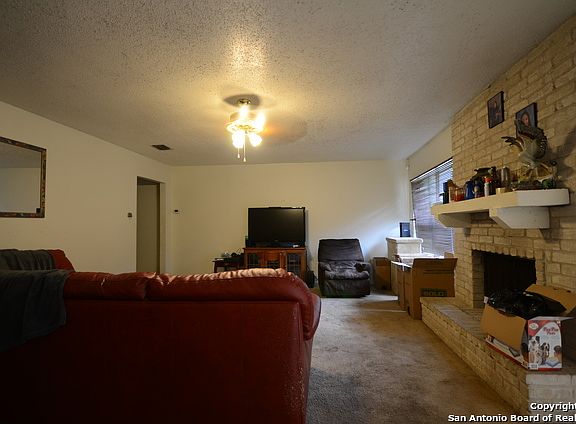 3rd image of 2427 Field Wood