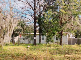 202 Glisson St, Interlachen, FL 32148