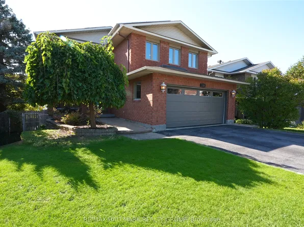 1354 Gaultois Ave, Ottawa, ON K1C 3G6