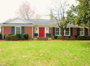 543 Woodvale Dr, Greensboro, NC 27410
