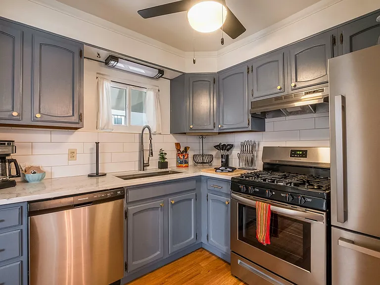 720 Carlisle Blvd SE — Photo 21
