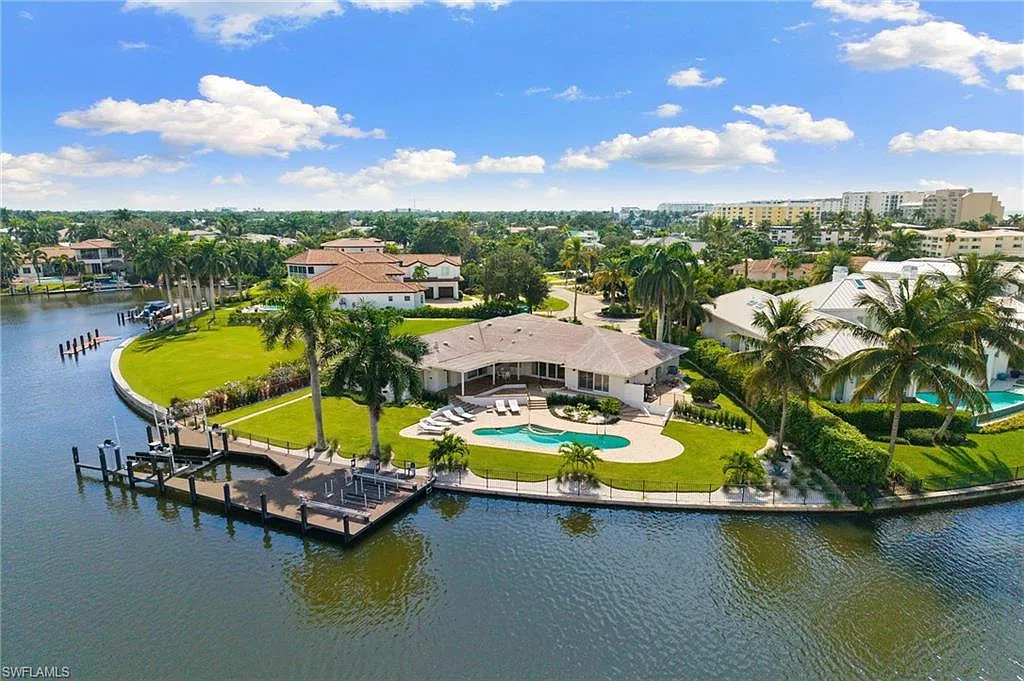4 bed, 3.0 bath, 3119 sqft, $45,000 — Photo 3