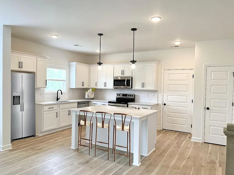 1719 Fenway Loop — Photo 3