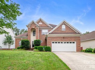11537 McGinns Trace Ct, Charlotte, NC 28277