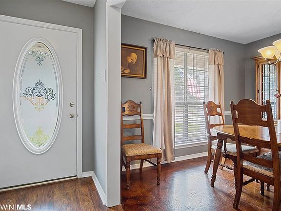 5th image of 1762 Woodmont Dr #34