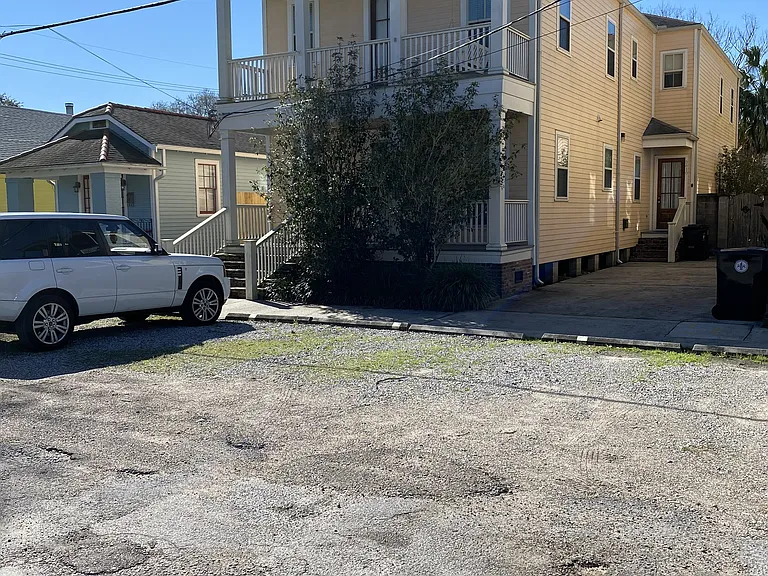 5610 Annunciation St — Photo 3
