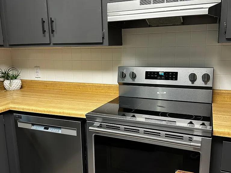 2843 E Eastwood St — Photo 9
