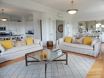 Rented by Rachel Realty