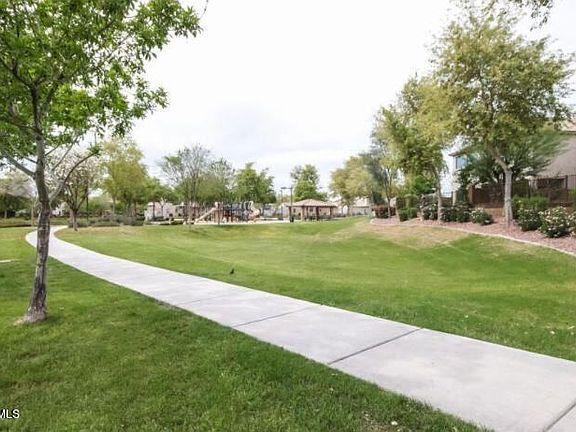 2nd image of 2038 W Marconi Ave