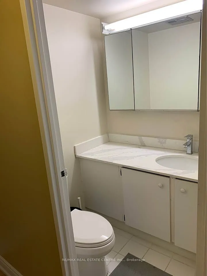 3 bed, $2,900 — Photo 3
