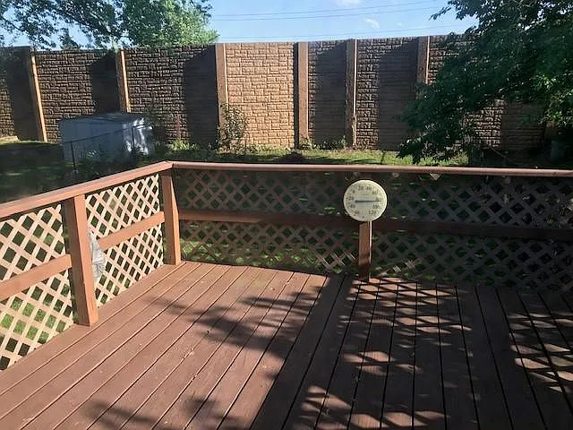 4634 S Clearview Dr — Photo 4