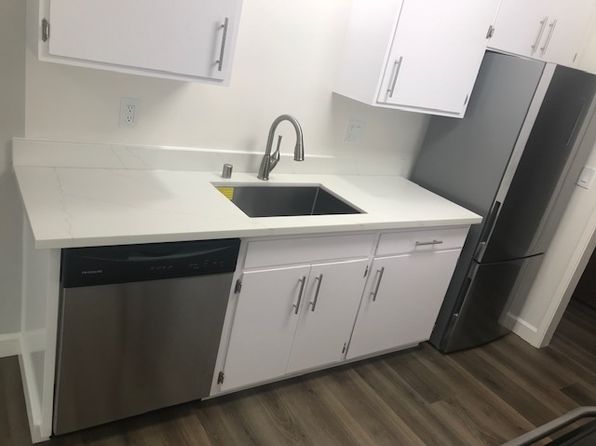 1417 9th St APT A