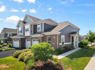 27W129 Redbud Ln, Winfield, IL 60190