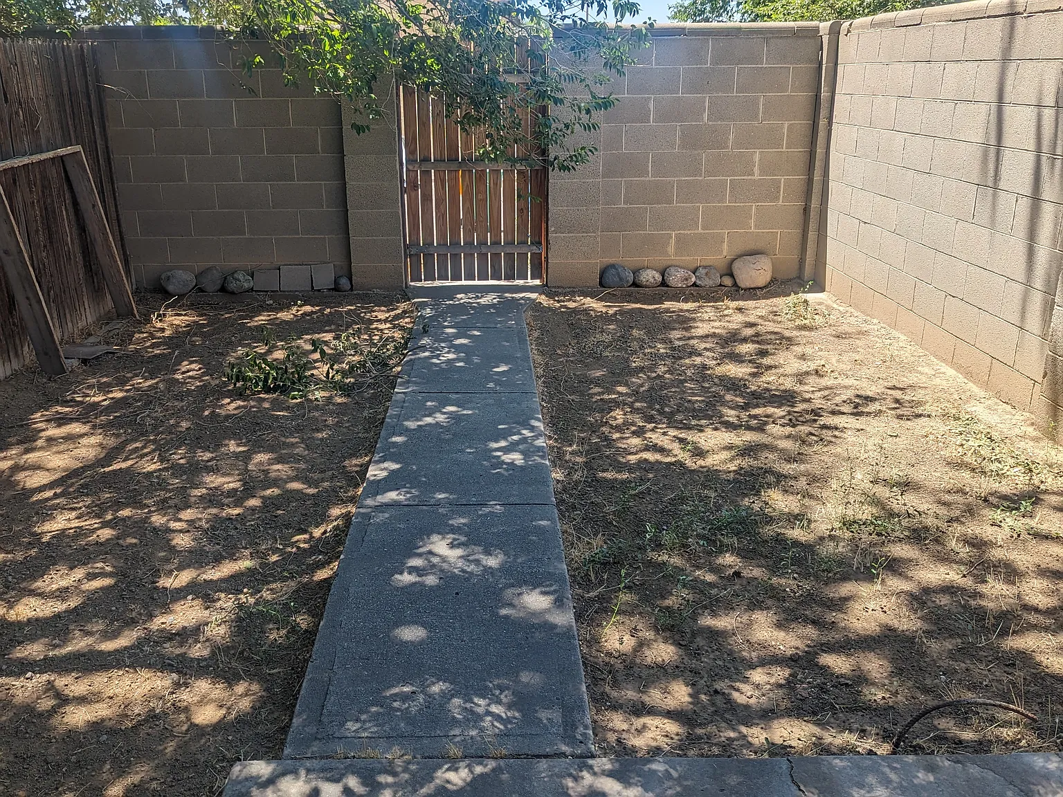 2 bed, 1.5 bath, 800 sqft, $995 — Photo 3