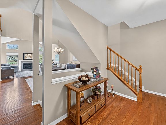 2nd image of 710 Juniper Ln