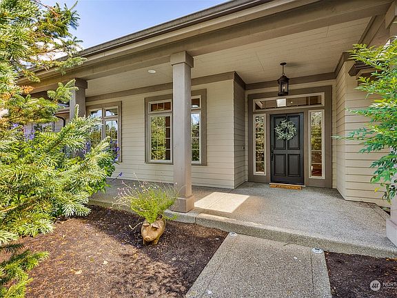 2nd image of 2430 Danbury Court SE