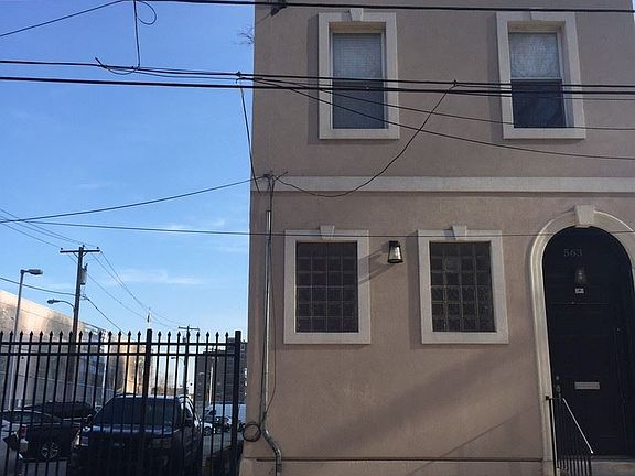 2nd image of 563 N 15th St #1