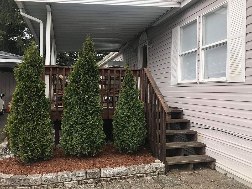 1st image of 10429 160th Street Ct E #18