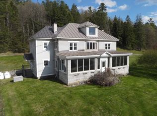 33 Sunset Hill Rd, Randolph, VT 05060