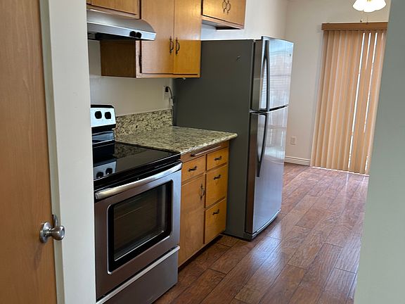3rd image of 4727 Jackson St #0