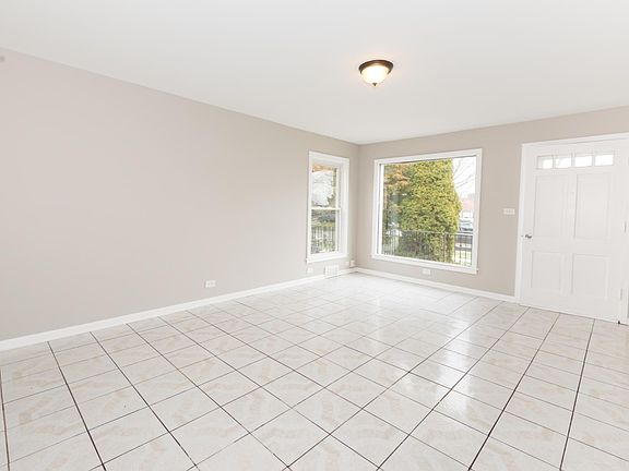 3rd image of 1726 N 14th Ave