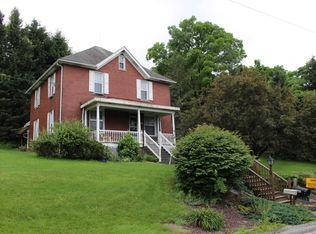 498 Fry Hollow Rd, Hunker, PA 15639