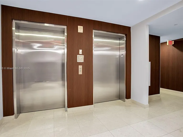 450 Alton Rd #2110 — Photo 32