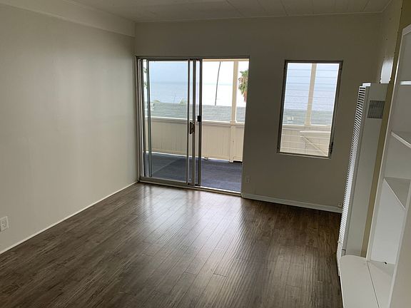 4th image of 564 Cliff Dr APT 7