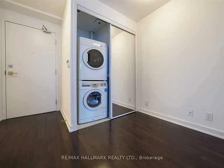 14 York St #2810 — Photo 7