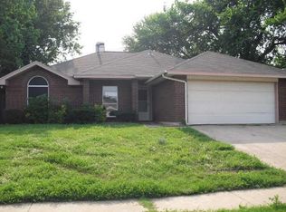 3759 Constitution Dr, Grand Prairie, TX 75052