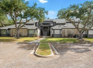 210 Oak St #1101, Rockport, TX 78382