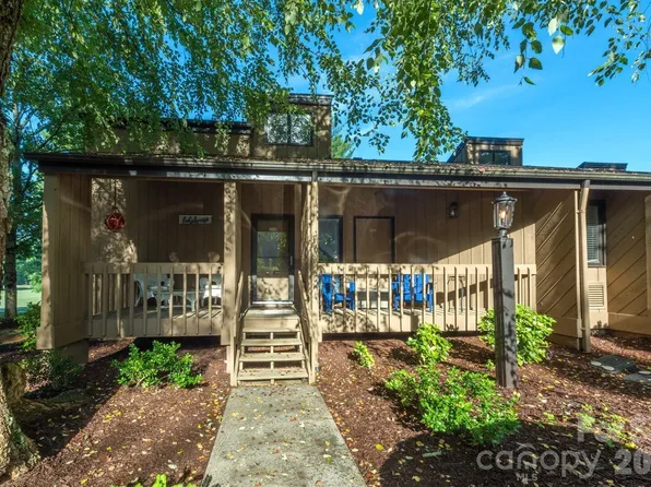 156 W Lake Dr S #1301, Lake Lure, NC 28746