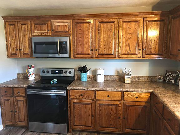 5th image of 102 Villa Park