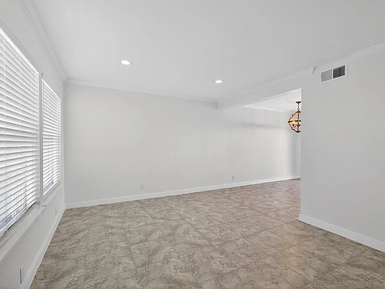 1221 Cedar Post Ln #8A — Photo 6