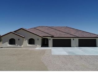 11765 Roswell Rd, Phelan, CA 92371