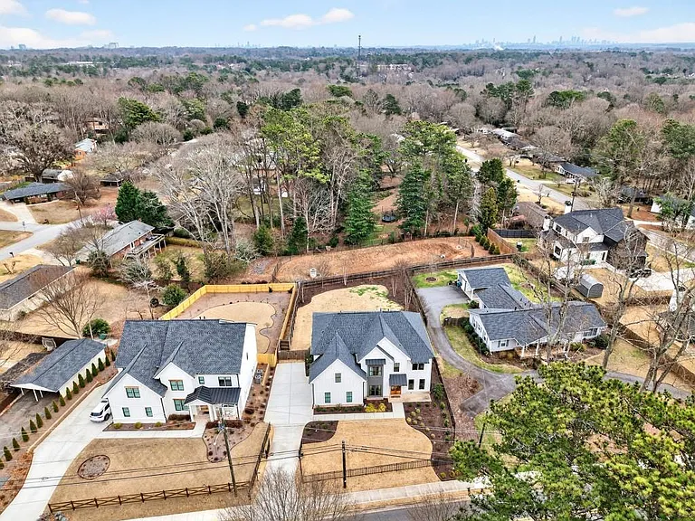 3937 N Cooper Lake Rd SE — Photo 52