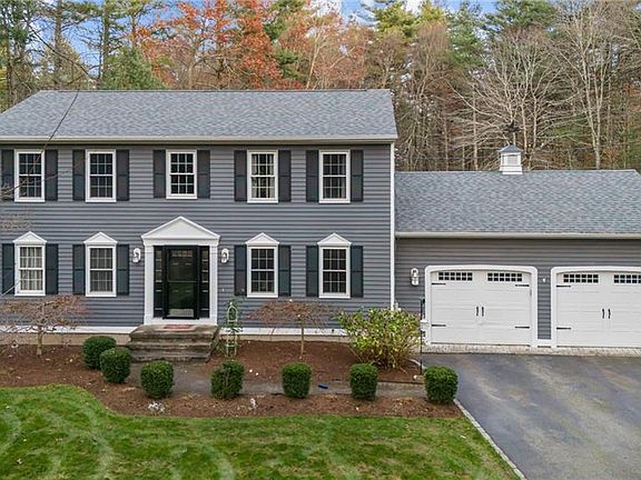 2nd image of 30 Parkside Dr