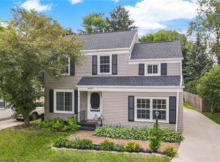 1430 Crest Ave, Cuyahoga Falls, OH 44223